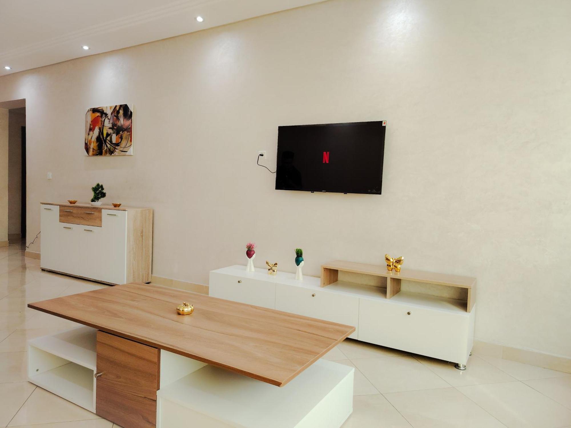 Nouveau Appartement Prestige Avec Vue Paronamique Tânger Exterior foto